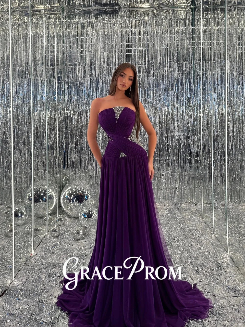 

GraceProm Trendy Purple-Hued Вечернее платье 2026 Блестящее плиссированное ковровое платье Романтическое вечернее платье длиной до пола فساتين سهرة