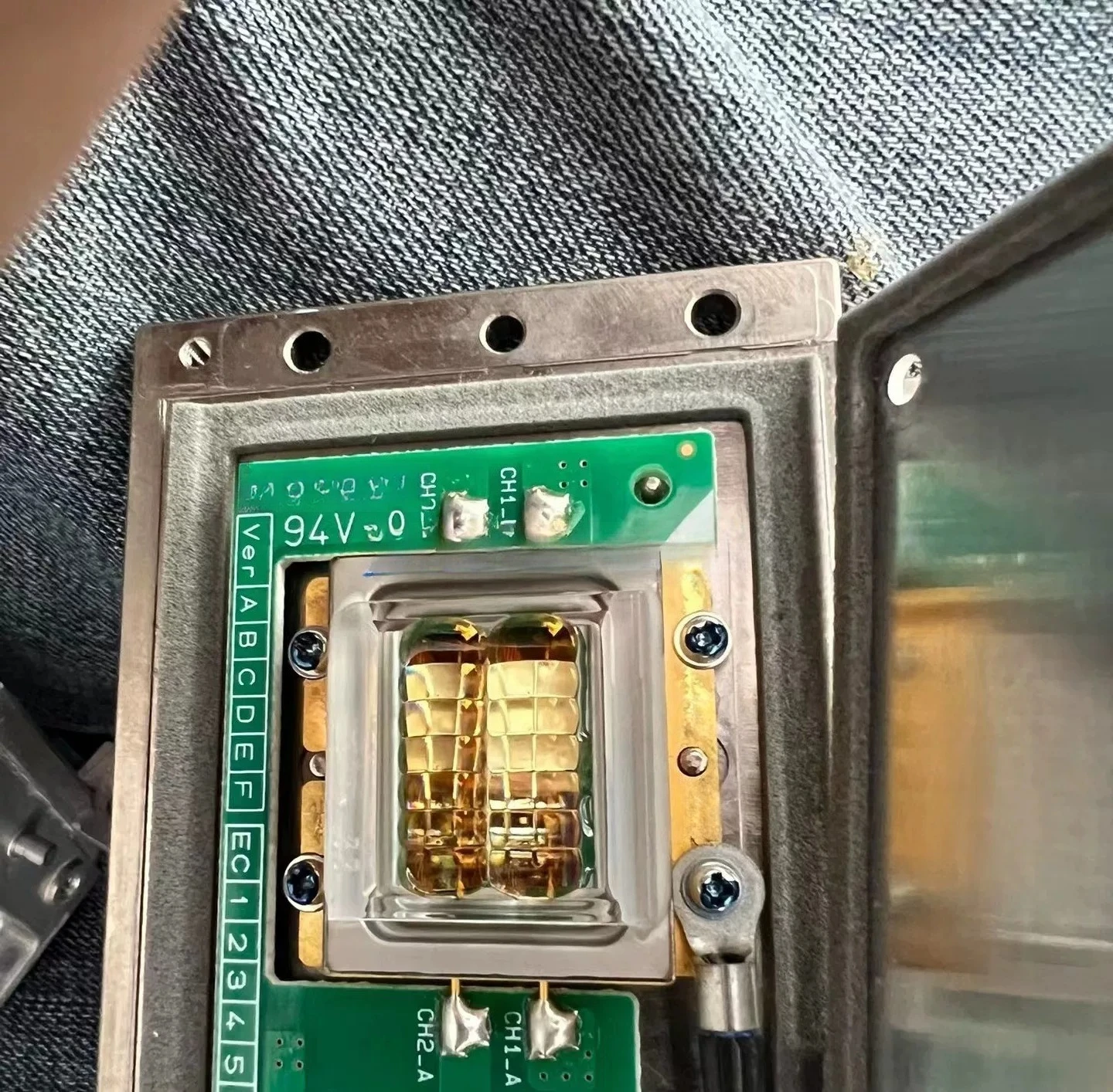 Démonter la source lumineuse du projecteur à module bleu Nichia NUBM35, source lumineuse d'affichage LD
