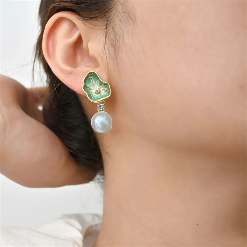 

New 925 Silver Elegant Classic Style Earings Natural Pearl White Green Lotus Leaf Freshwater Pearl Earrings for Women Jewelry