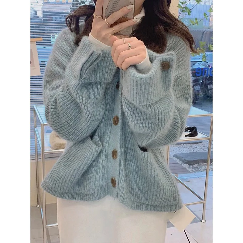 2023 New Autumn/winter Fashion Loose Fitting Casual Cardigan Plush V-neck Button Long Sleeved Solid Color Sweater Women\'s Top