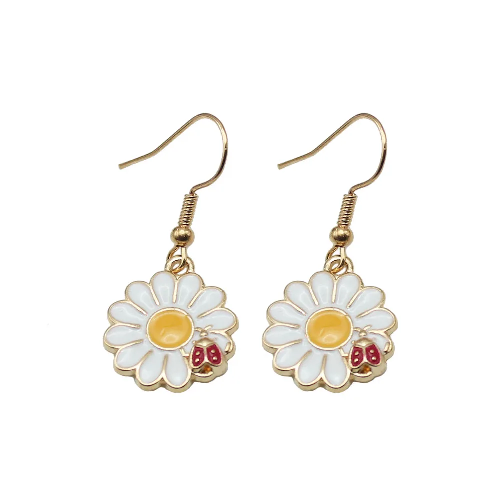 Sunflower Daisy Ladybug Dangle Earring for Women Sweet White Color Enamel Chrysanthemum Ear Jewelry Wholesale Kids New Year Gift