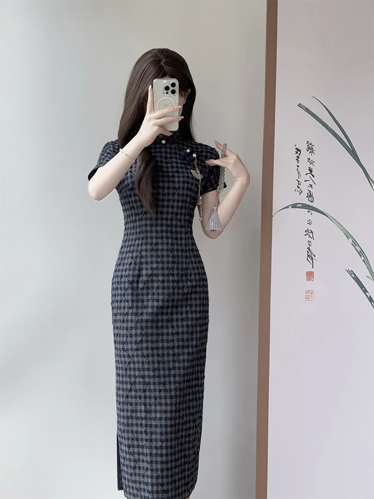 

Young Women's Blue Plaid Reformed Version Retro Chinese Sle Daily Low Slit Long Qipao Beautifully Slimming
