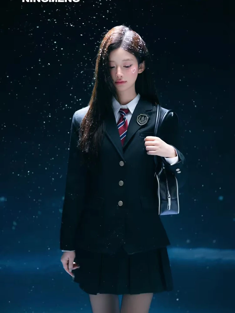 

New Arrival School Uniform Style JK Christmas Atmosphere Cute Girl Photography Costume Studio Art Photo Shoot Theme