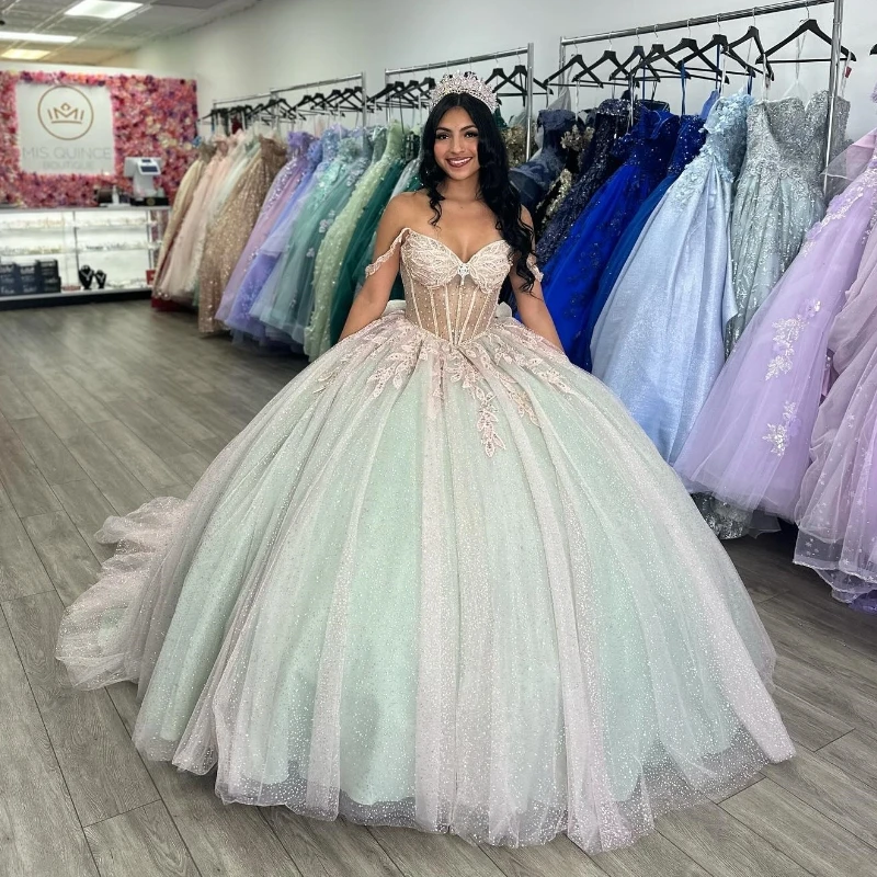 

Light Green Shiny Princess Quinceanera Dresses Off the Shoulder Ball Gown Sweet 16 Dress Appliques Lace Bow Beads Crystal 15th