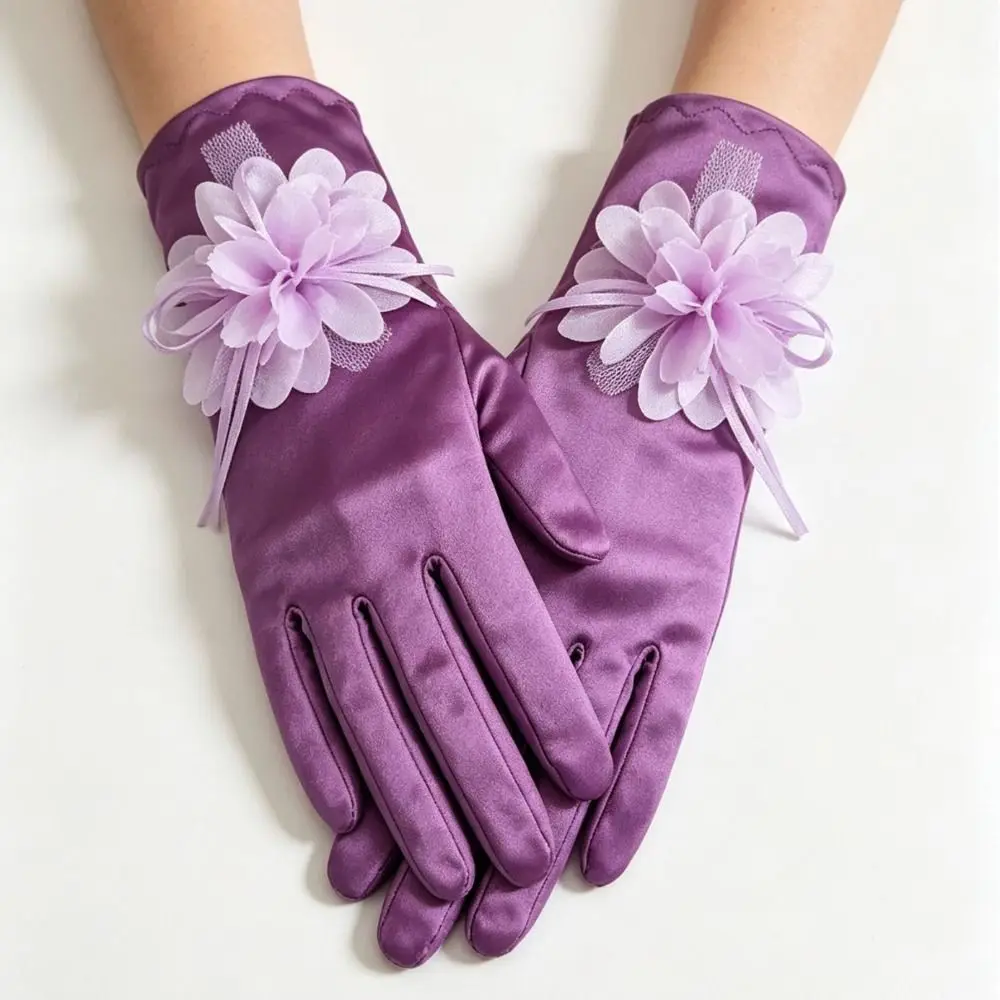 New Short Style Satin Bridal Glove Flower Decor Exquisite Evening Glove Smooth Cozy Wedding Glove Dress Up