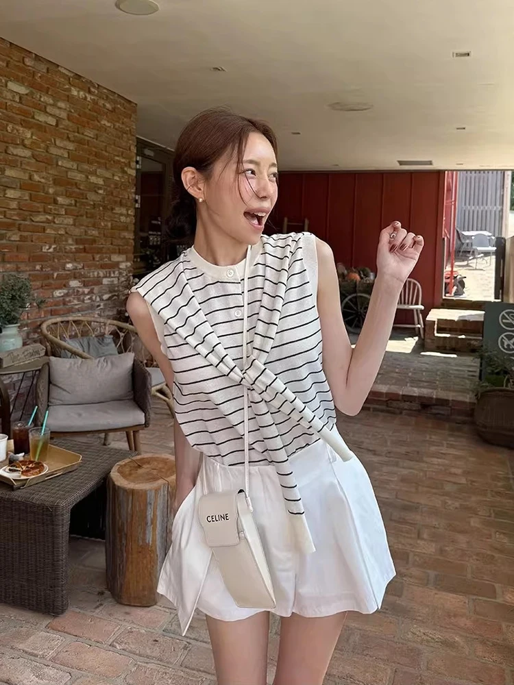 

Gagarich 2025 High-end Splicing Fake Two-piece Striped Knitted Vest Women Summer New Retro Korean Sleeveless Top