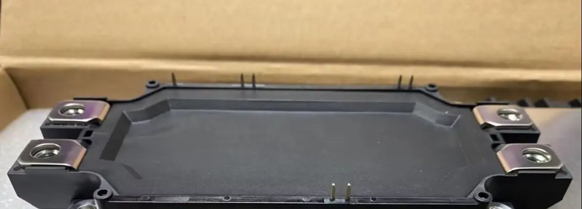 GD600HFT120C6S GD300HFT120C6S GD300HFX120C6SA GD300HFY120C6S MODULES NEW ORIGNIAL STOCK STARPOWER