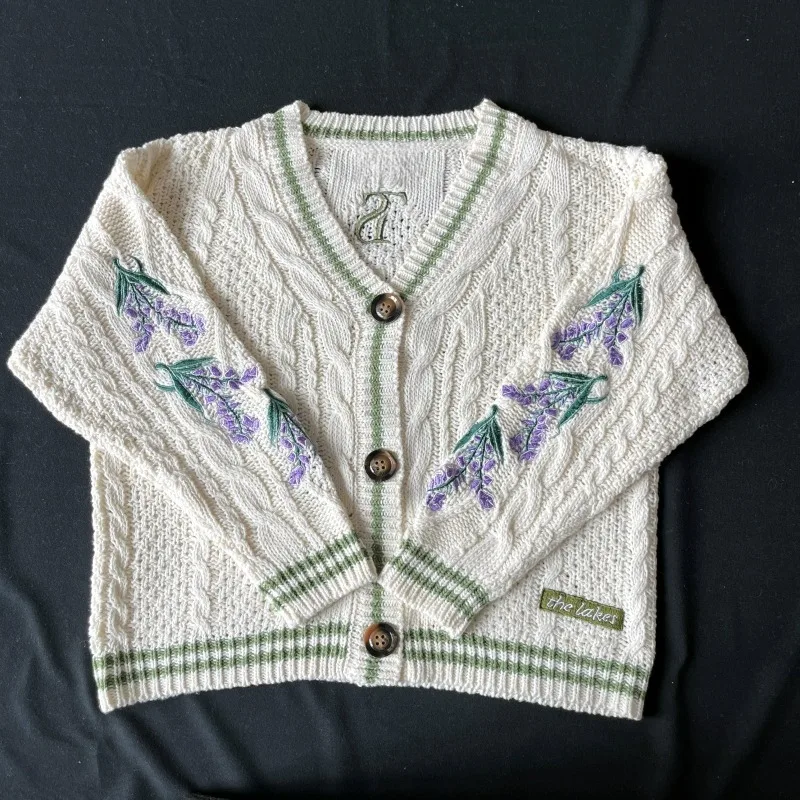 Women The Lakes Cardigan Wisteria Flower Embroidered Cable Knit Sweater Vintage Green Trim Knitted Cardigan Fall Winter Knitwear