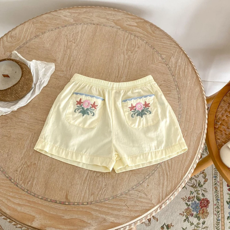 New summer baby clothing, set of 2 pieces for 0-3 year old girls with flower embroidered lapel short sleeved top and thin shorts