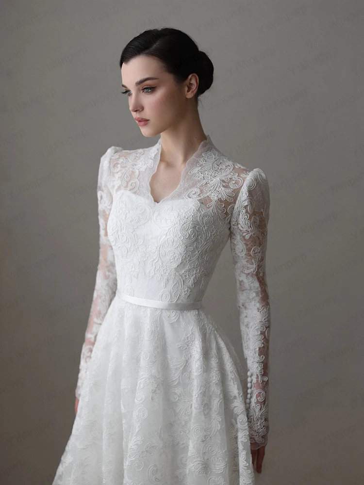 Spitze Brautkleider V-Ausschnitt Langarm A-Linie Elegantes Brautkleid Sweep Zug Kirche Brautkleid Maßgeschneiderte Robe de Mariée