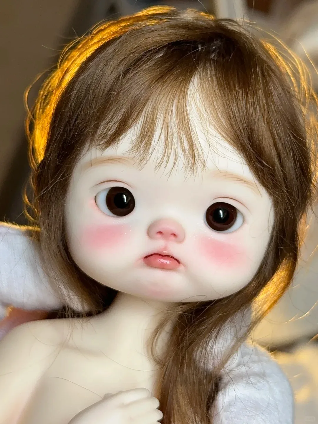 Neue SD BJD Puppe 1/6 Dot Dot Schwester Mädchen Fisch Kleine Stoff SD Puppe Niedliche Gelenke Bewegliches Harz BB Spot Make-up kostenloser Versand