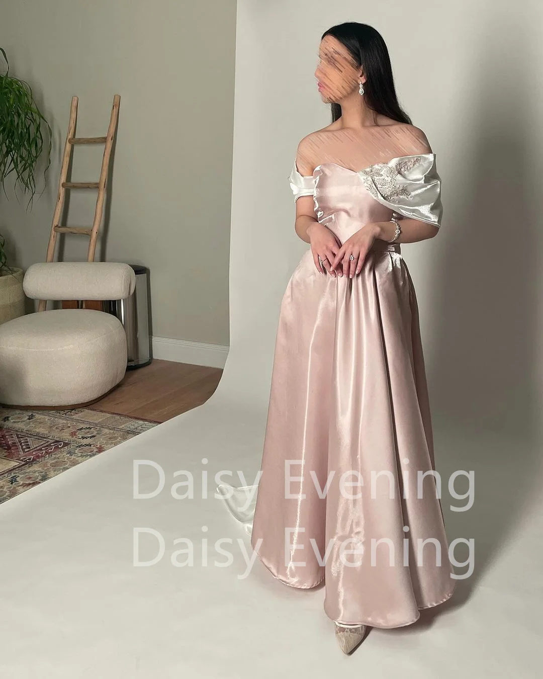 Off The Shoulder A Line Evening Gown Backless Slit Wedding Party Dress Elegant Prom Dress 2024 Saudi Arabia Formal Occasion