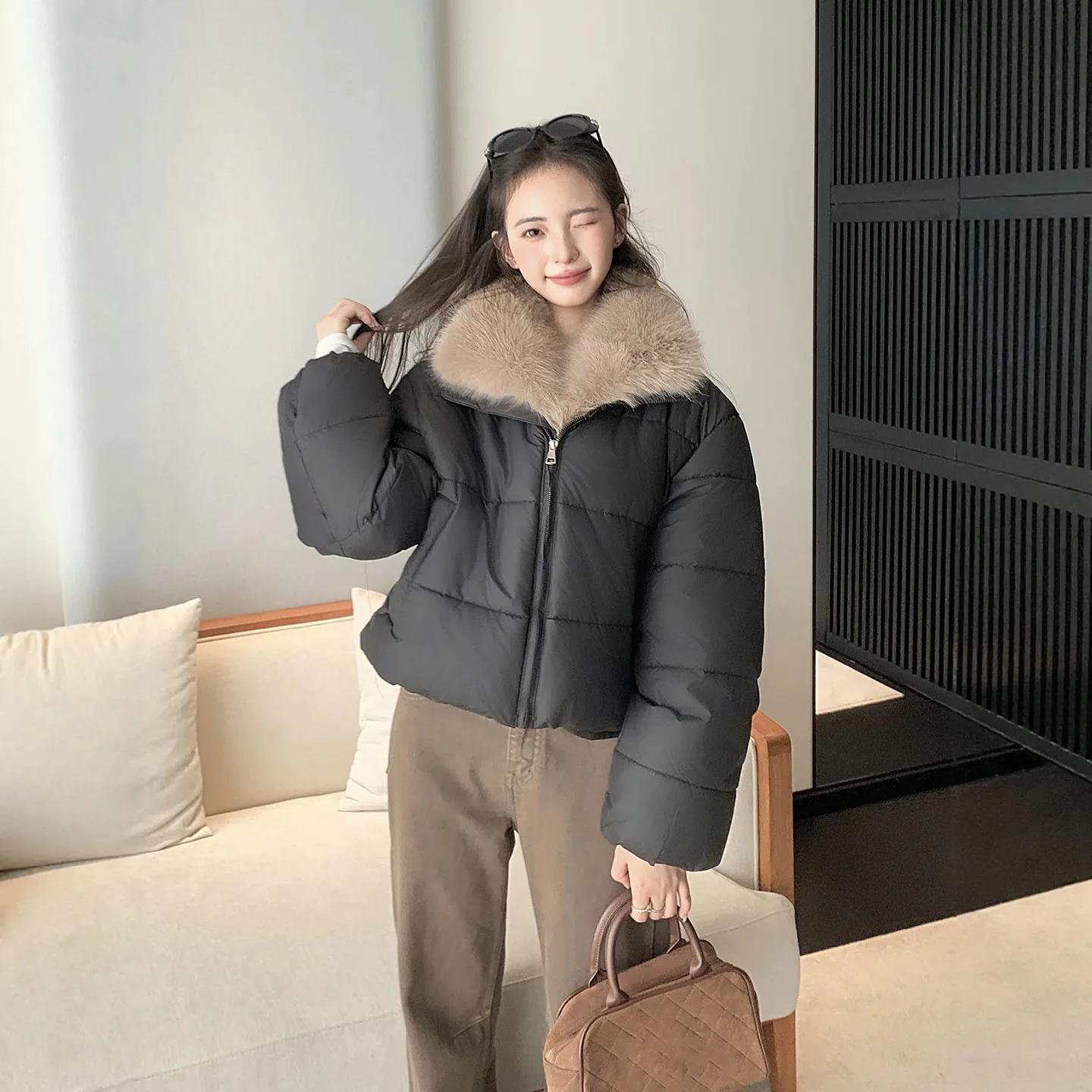 Winter Short Cotton Coat Women's Fashion Casual Big Fur Collar Cotton Padded Jacket 2026 New Thicken Warm Loose Outerwear