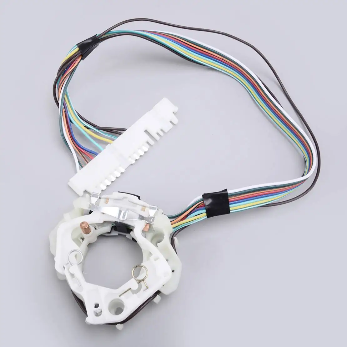 

Многофункциональный переключатель указателя поворота на колонке 1995906 D6222, подходит для Jeep Cherokee Wrangler Scrambler CJ5 CJ7 J10 J20