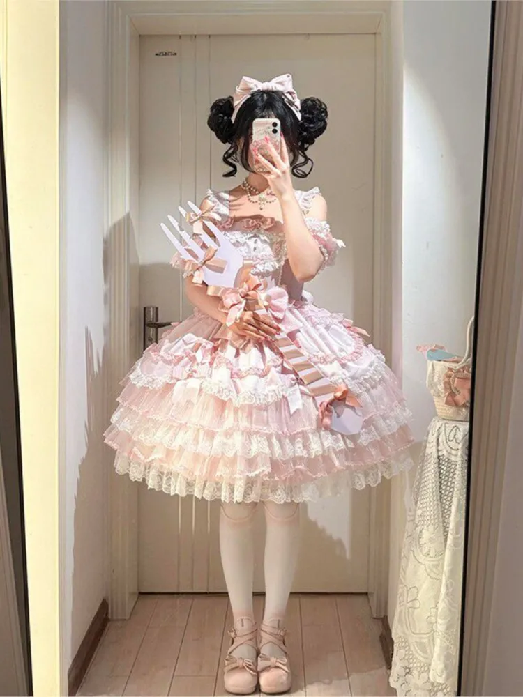 Ballet-style pink cinched waist birthday puffy chiffon dress