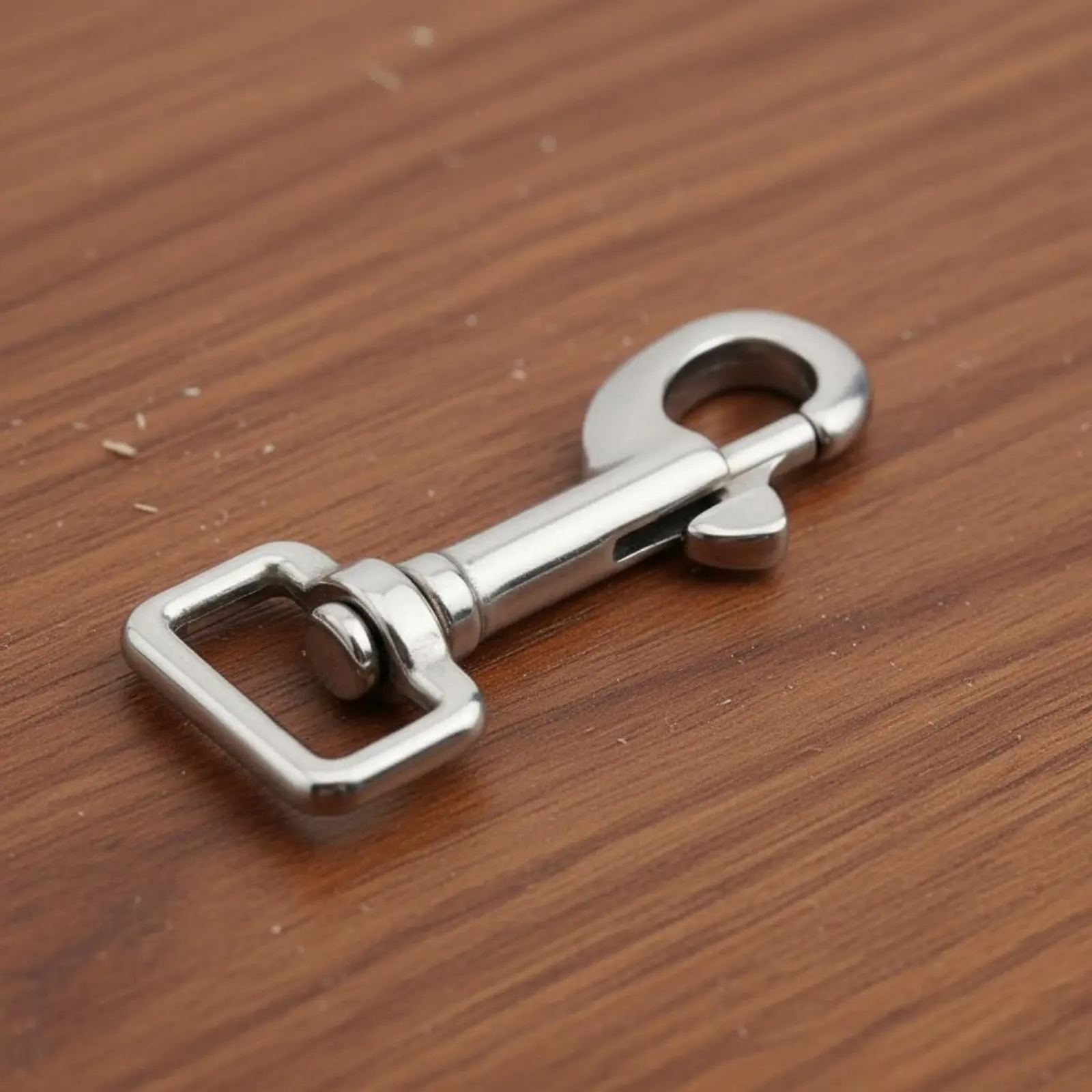 Single End Rotate Hook Rotate Loop Bolt Snap Double Ended Bolt Snap Robust Duty Hardware Fastener for Keychain