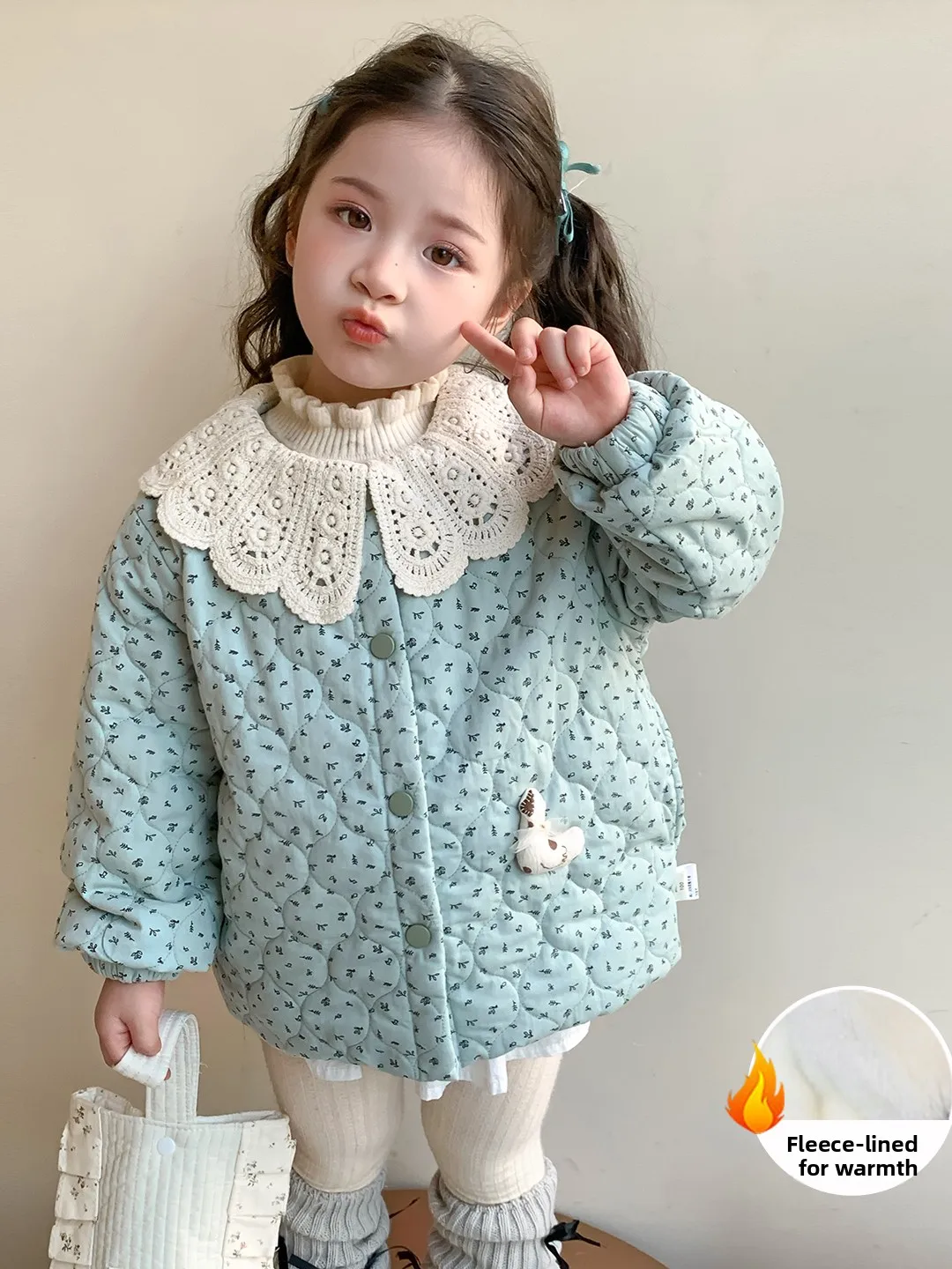 

Хлопковая куртка на подкладке для девочек, осенне-зимняя теплая верхняя одежда, топ с цветочной отделкой, модная корейская детская одежда