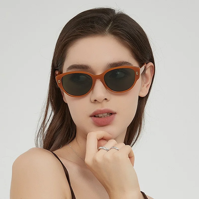 Pc Frame Round Sunglasses Women Men Cat Eye Vintage Brand Ellipse Sun Glasses for Male Shades Female Eyewear Anti-Glare ﻿ ﻿