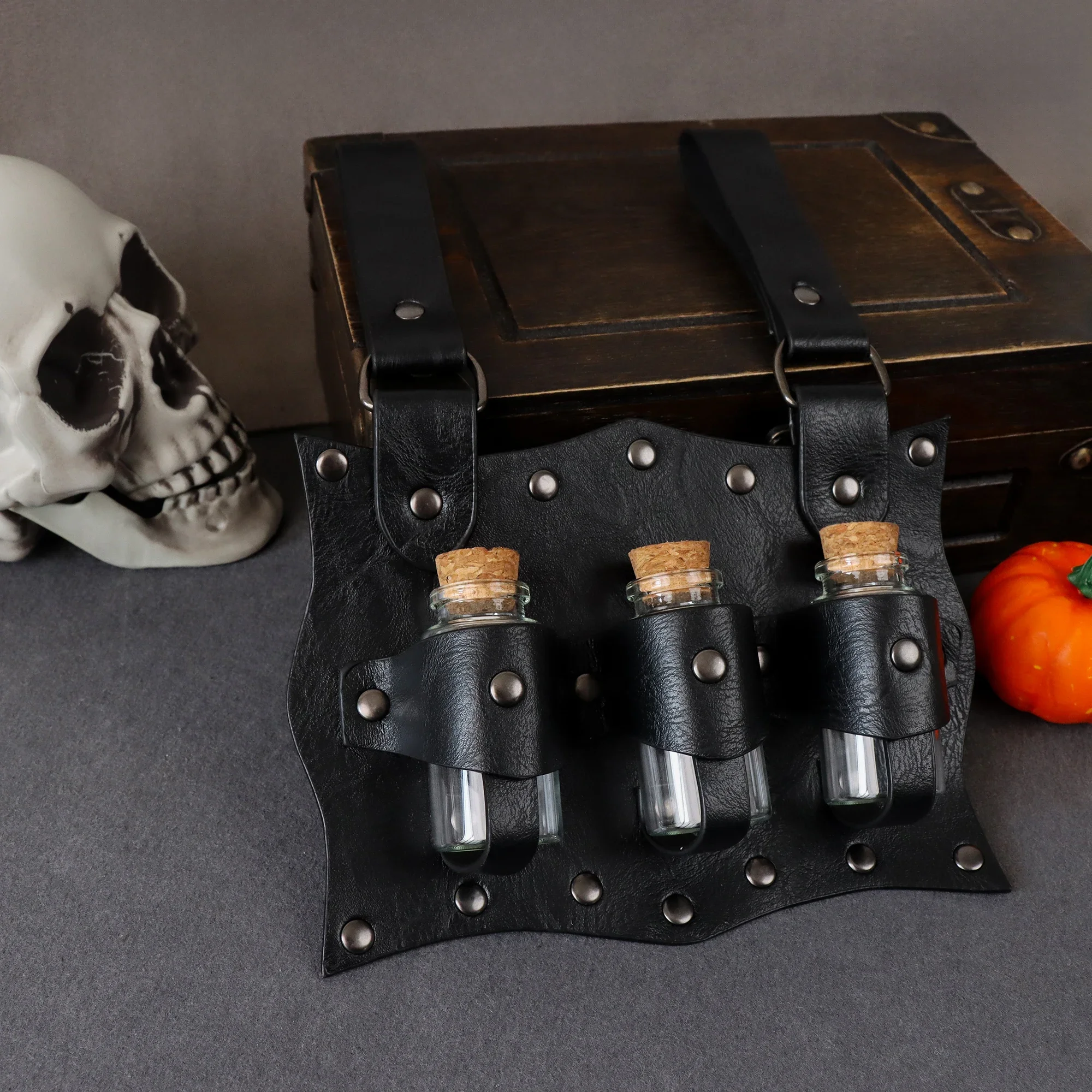 Fiala di alchimia medievale PU - Cosplay Prop Kit recensione e prezzo