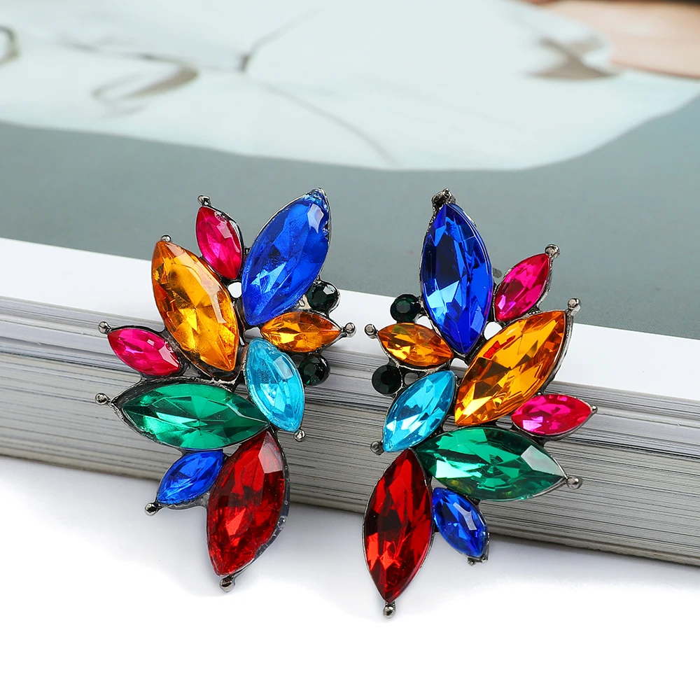 Fashion Colorful Stud Earrings For Women Boho Luxury Geometric Rhinestone Ear Nail Statement Jewelry Holiday Party Accessories