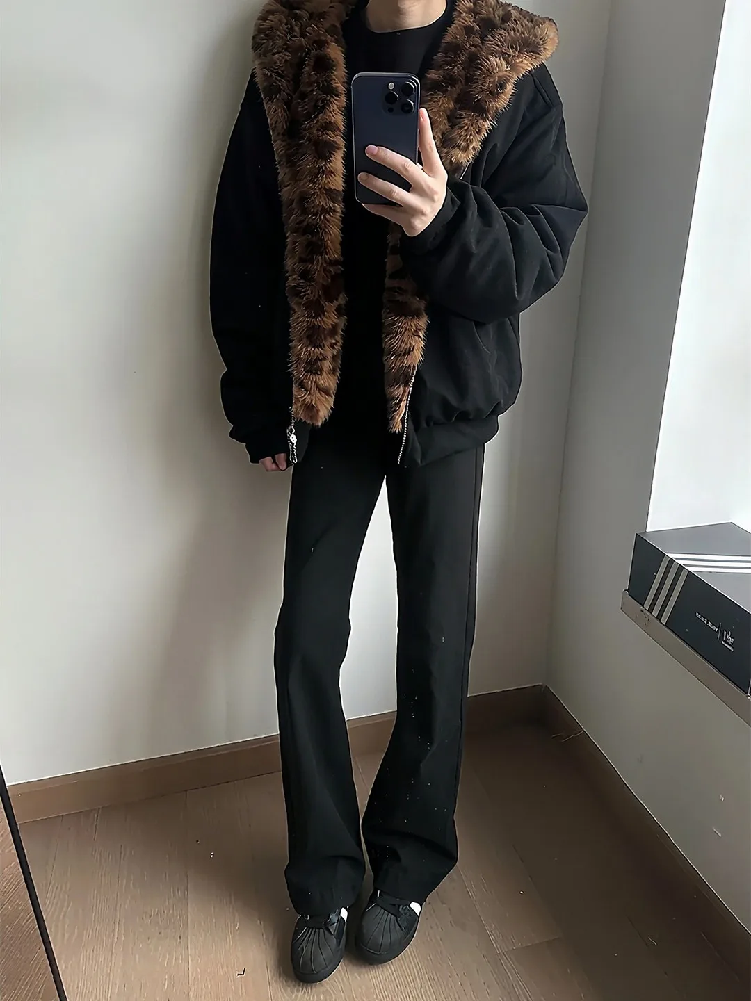 

Thiened American Winter Hooded Cotton Jaet Men's Loose ort Sle Warm Couple Cotton Outerwear Polyester Fiber Fill