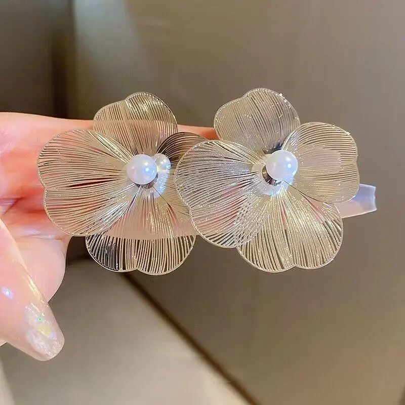 925 Silver Needle Korean Big Metal Flowers Stud Earrings For Women Personality Fashion Unique Design Brincos Wedding Jewelry O75