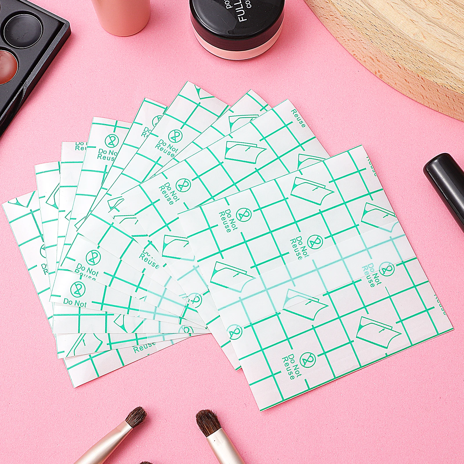 

200 pcs Makeup Hand Palette Stickers Disposable Adhesive Mixing For Foundation Concealer Lipstick Beginners