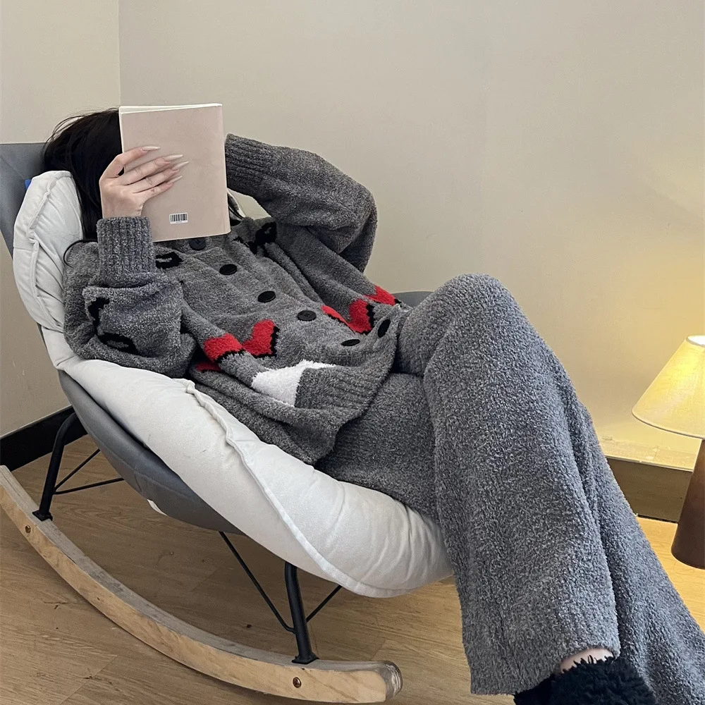 Set da donna in mezzo pile lavorato a maglia con stampa simpatico cartone animato Autunno/Inverno Cardigan caldo spesso + pantaloni Set pigiama da casa in peluche da 2 pezzi