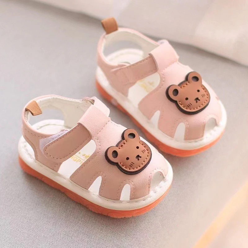 Scarpe da abbaiare per bambini estate simpatico cartone animato modello orso sandalo può fare un suono bambino scarpe Casual antiscivolo con suola