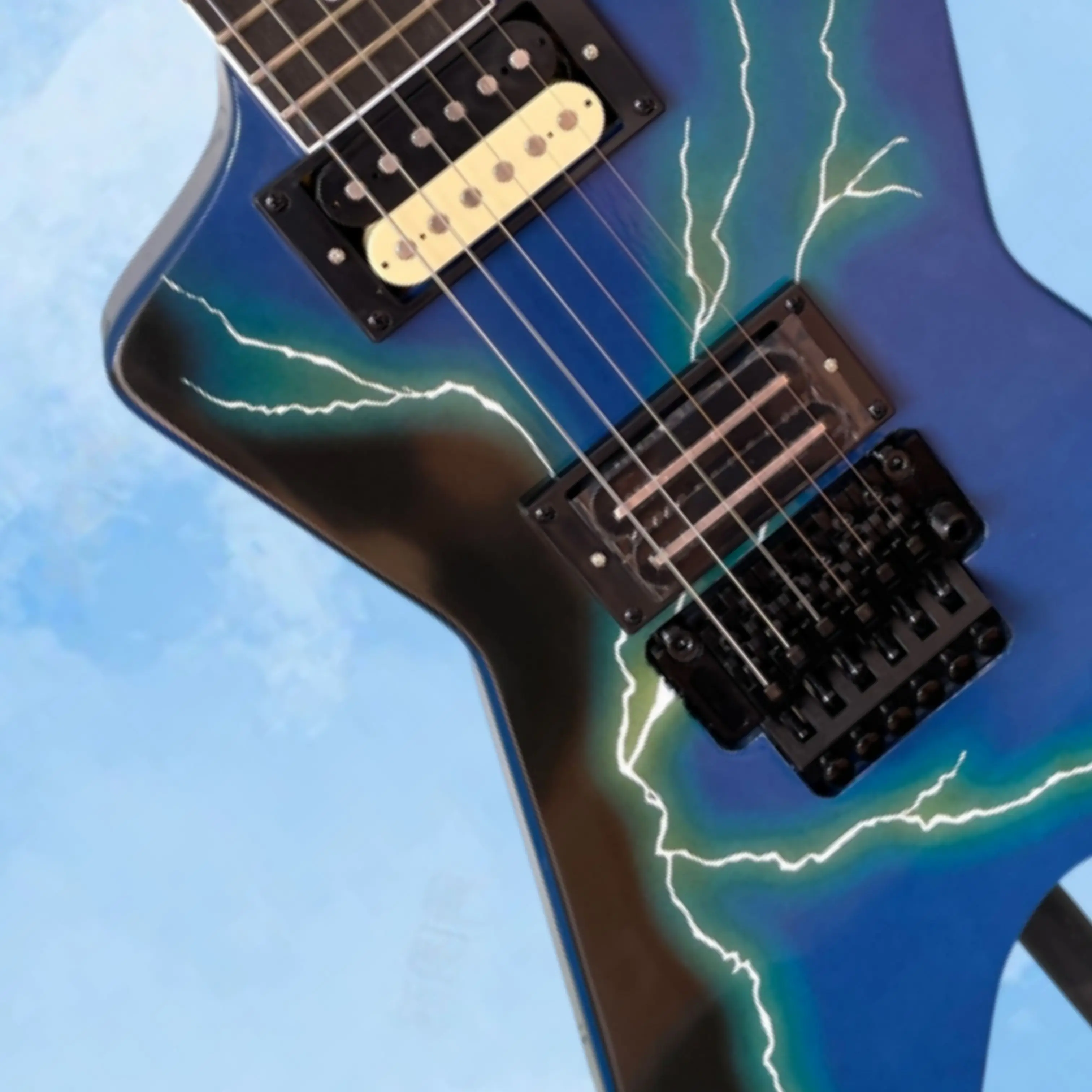 New 6-String Electric Guitar With Lightning Bolt Art Print, Black Hardware Guitars, 22-Fret Rosewood Fingerboard Guitarra