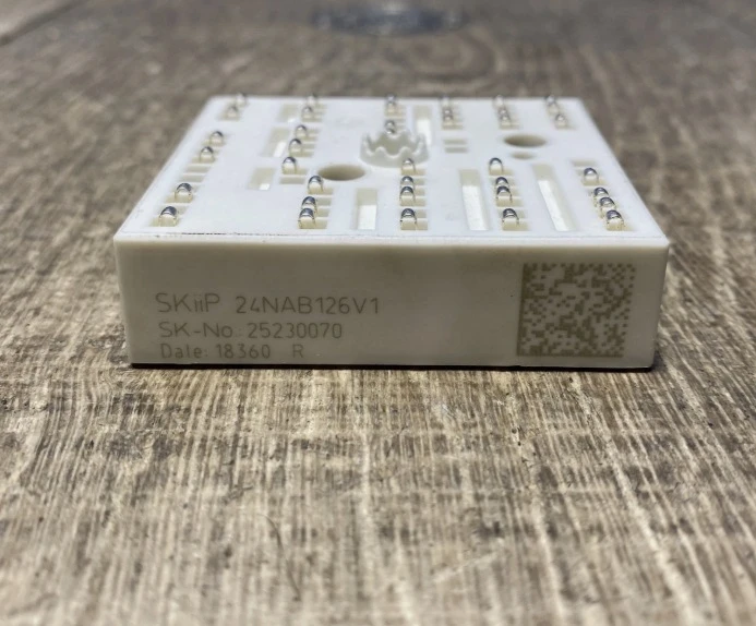 

Brand New Original SKIIP23NAB126V1 SKIIP24NAB126V1 SKIIP 23NAB126V1 SKIIP 24NAB126V1 IGBT Module Fast Delivery