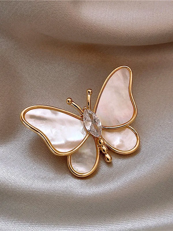 muses-acia-brooch-pin-women's-style-fashionable-lapel-pins-elegant-lady's-suit-accessory
