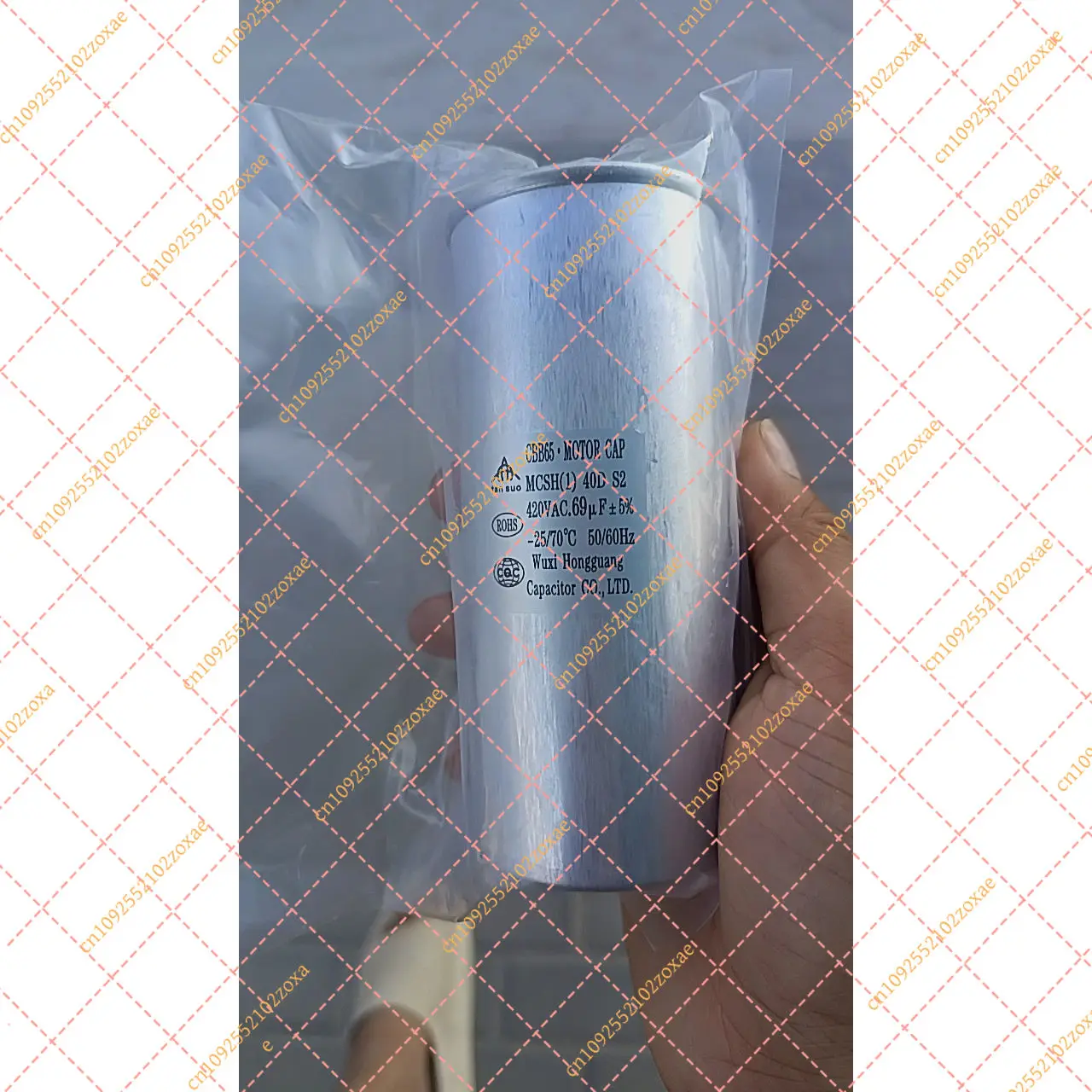 

Suitable for Daikin Air conditioner air conditioner compressor starter capacitor 69MF 420V 69UF RY71DQV2C