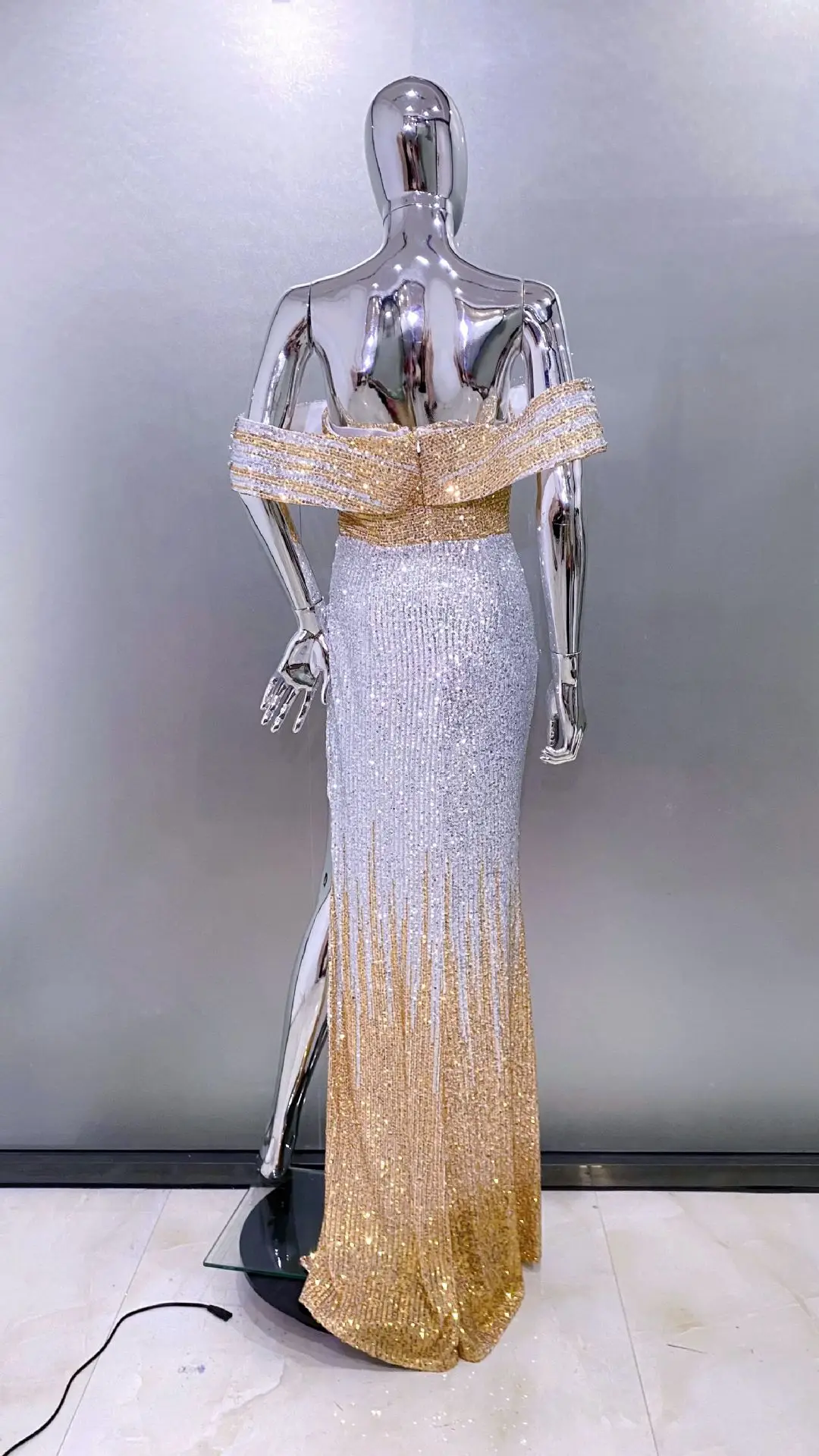 ILADOSummer كريستال تفاصيل الترتر فستان طويل ماكسي قصير الأكمام قطع جوفاء عالية الشق Bodycon كوكتيل فساتين السهرة