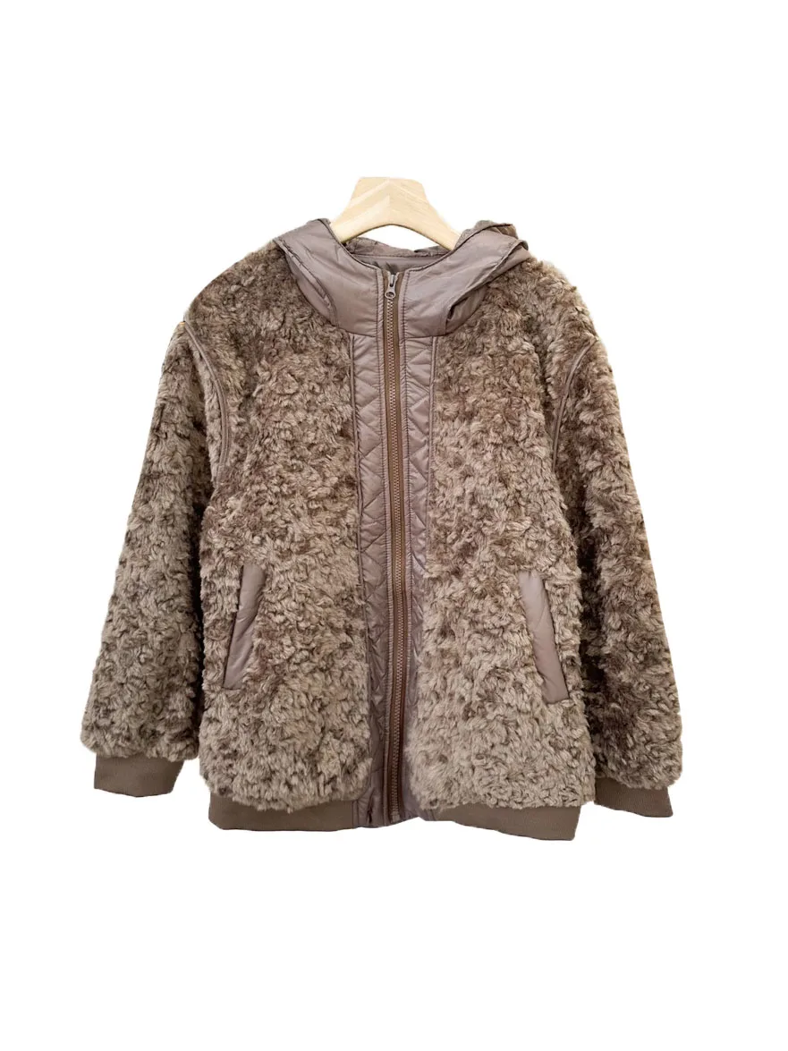 

Lamb wool jacket hooded short loose version of pure colour patchwork design warm and comfortable 2023 winter new 1213