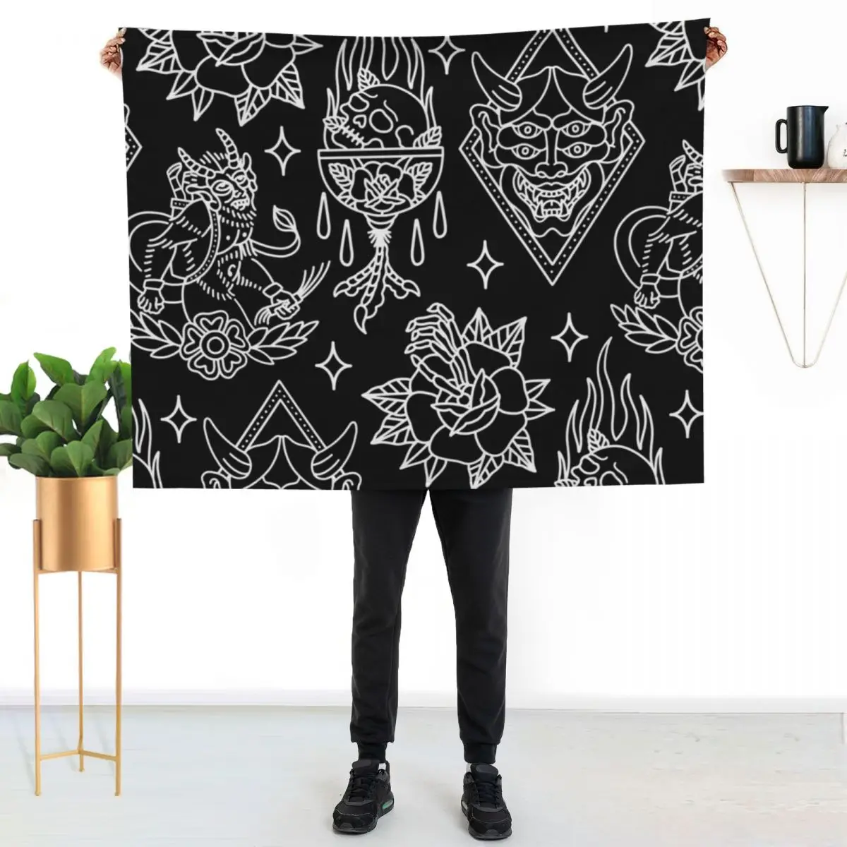 Black and White Traditional Tattoo Flash Pattern Throw Blanket blankets ands Bed covers Flannels Beach for sofa Hairy Blankets