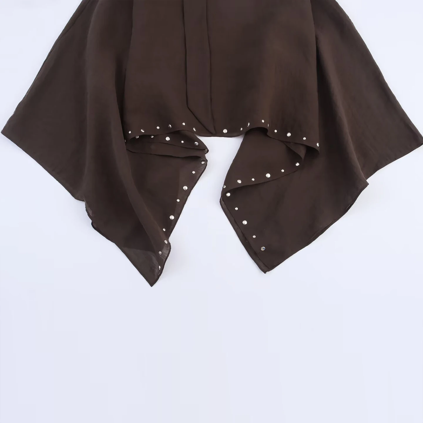 

Casual Faionable Women's Scarf Cowl Ne Coat Rivet Detailing Personali Summer 2025 Polyester Fiber Long Sve round Ne