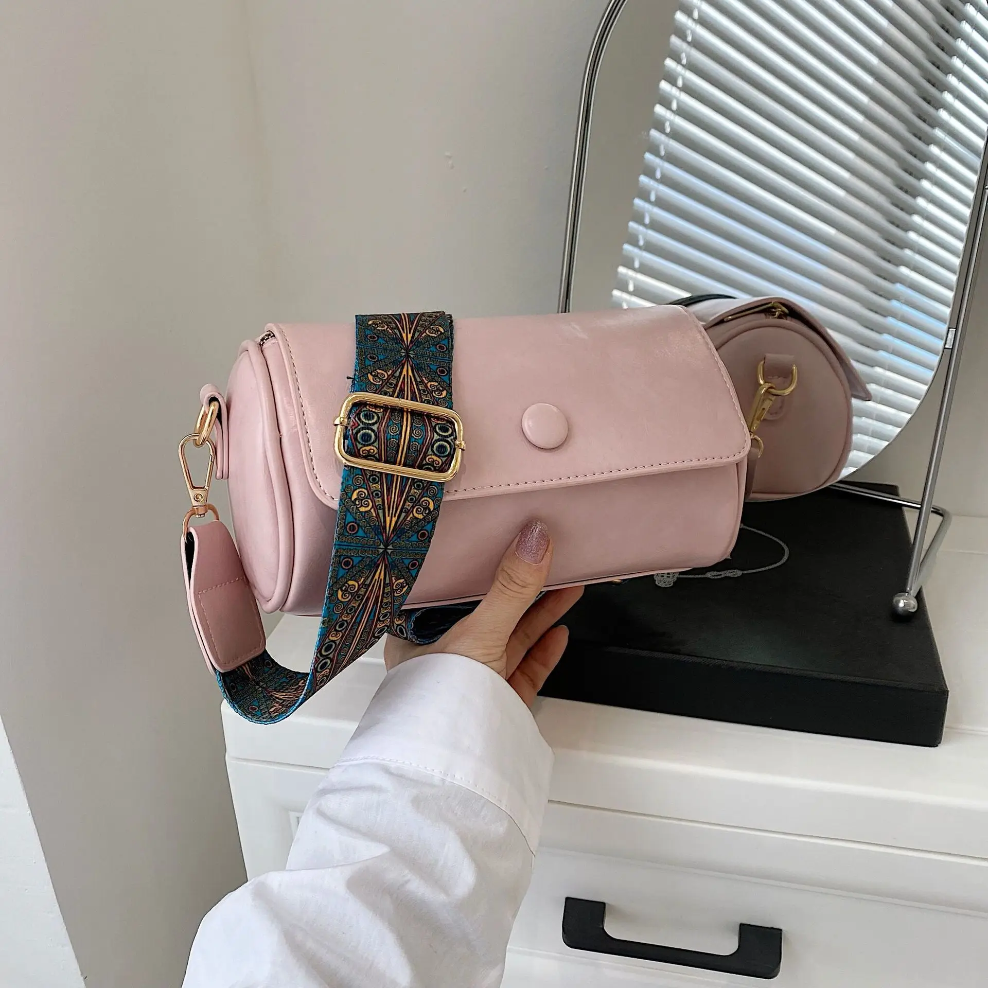 Retro Bags for Women2023High Quality Luxury Fashion Versatile Broadband One Shoulder Crossbody Bag Popular Cylinder Bag  Handbag