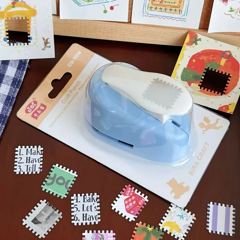 Paper punching and embossing - Manual embossing and decorative hole puncher, adorned with elegant floral patterns, suitable
