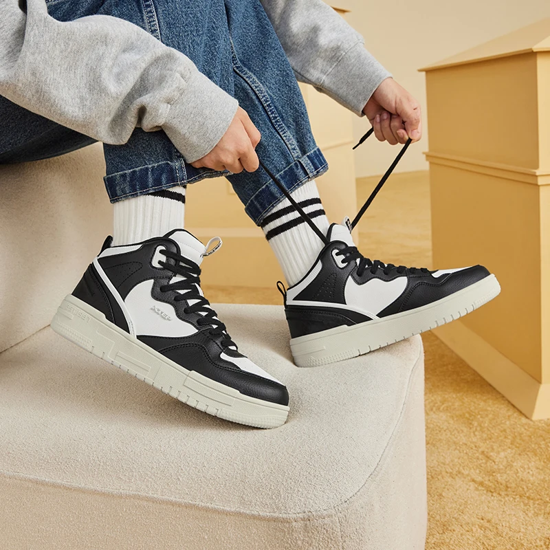 Xtep Mubai Skateboarding Shoes For Women 2023 Winter Trendy Women\'s Casual Shoes Lace Up High Top Leisure Sneakers 877418310009