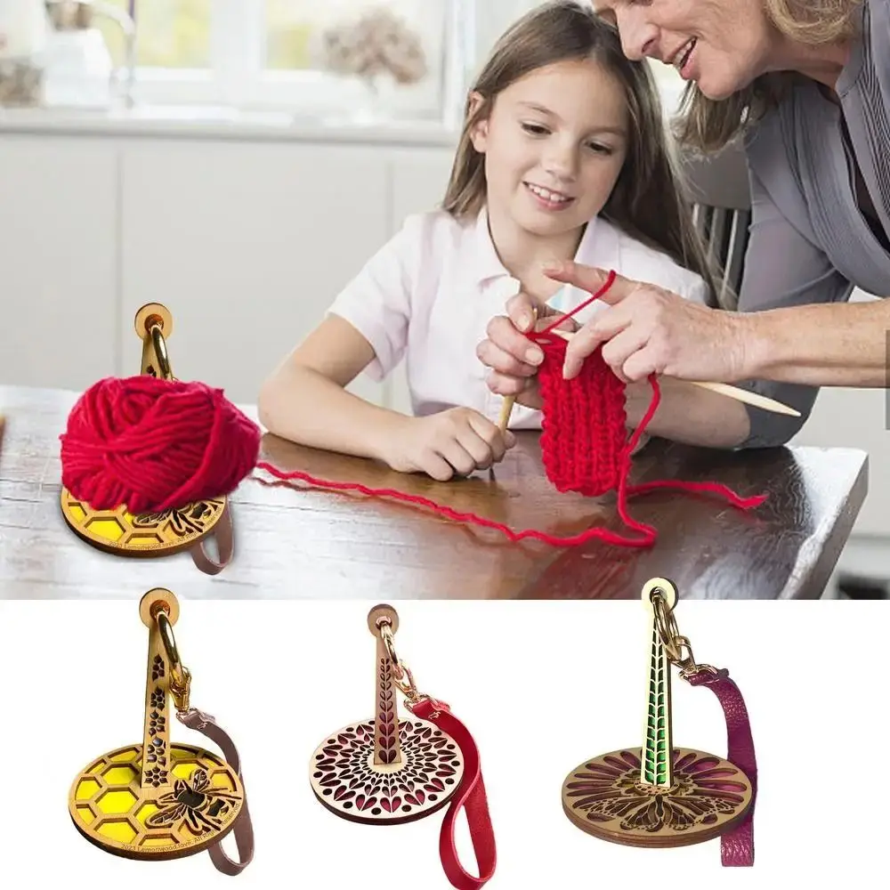 Supporto per filato da polso portatile in legno con cinturino da polso in pelle per prevenire il groviglio del filato supporto per filato all'uncinetto per maglieria