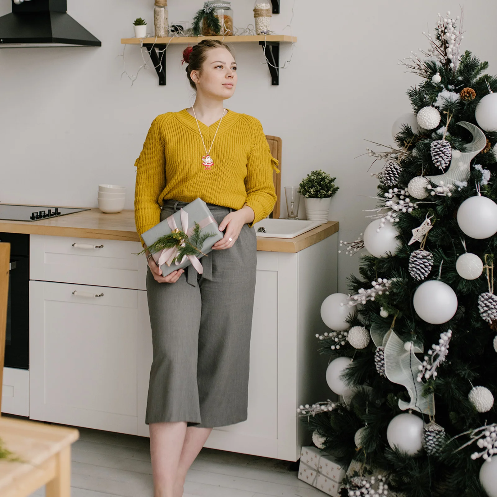 1 個クリスマスネックレスサンタクロースセーターチェーンパーティージュエリークリスマスネックレス女性ファッションセーターネックペンダント