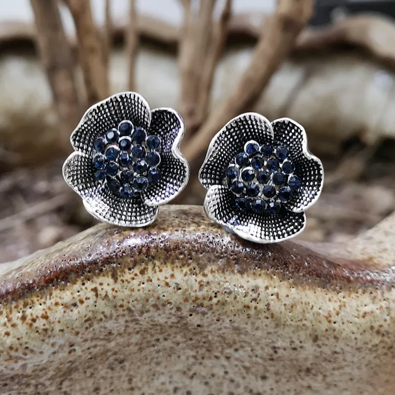 Vintage Black Color Flower Stud Earrings for Women Blue Round Crystal Zircon Wedding Earrings Anniversary Gifts 2024 New Jewelry