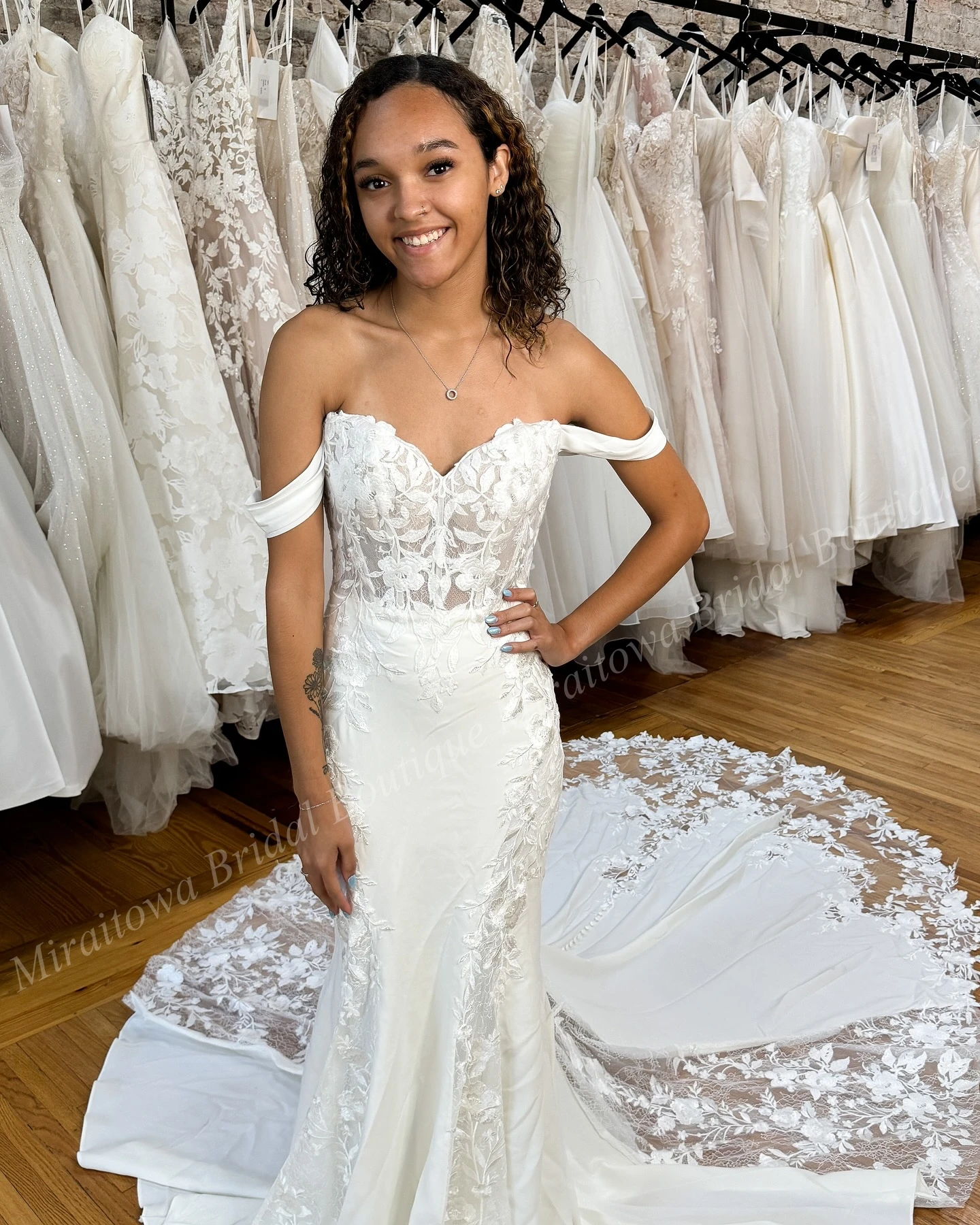 Robe de mariée en pansement fourreau, robe de soirée de fiançailles, longue traîne de chapelle, dentelle hors initiative, couvertes, patients de jardin, cérémonie, réception