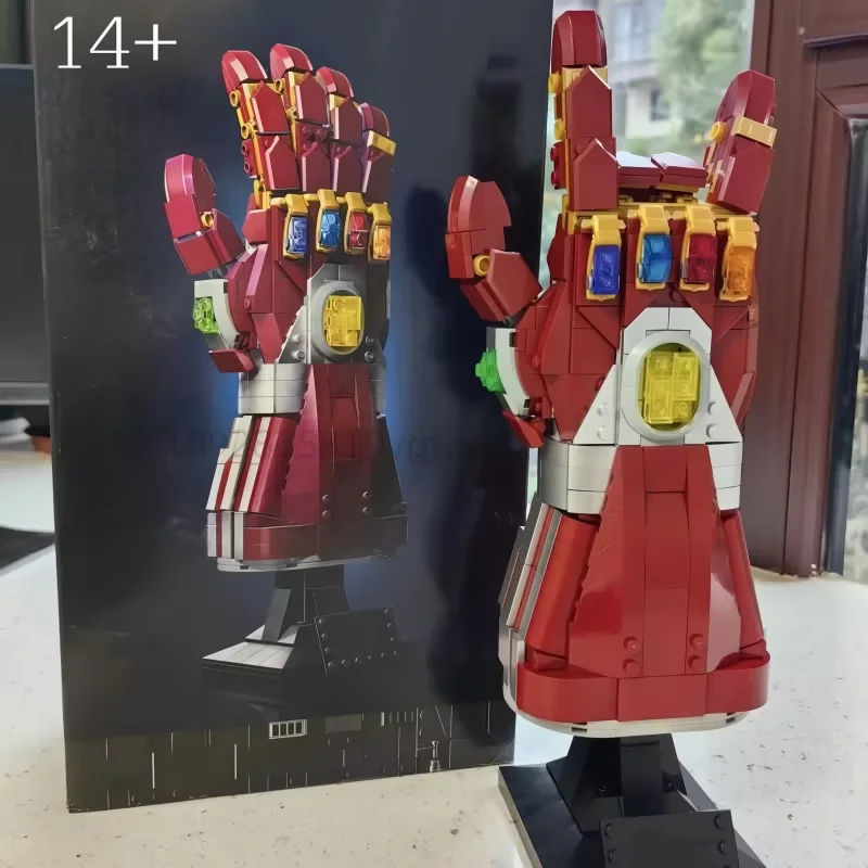 

2026 New 76223 Nano Gauntlet Model Building Blocks Bricks Superheroes Bust Avengers For Kids Christmas Birthday Gifts