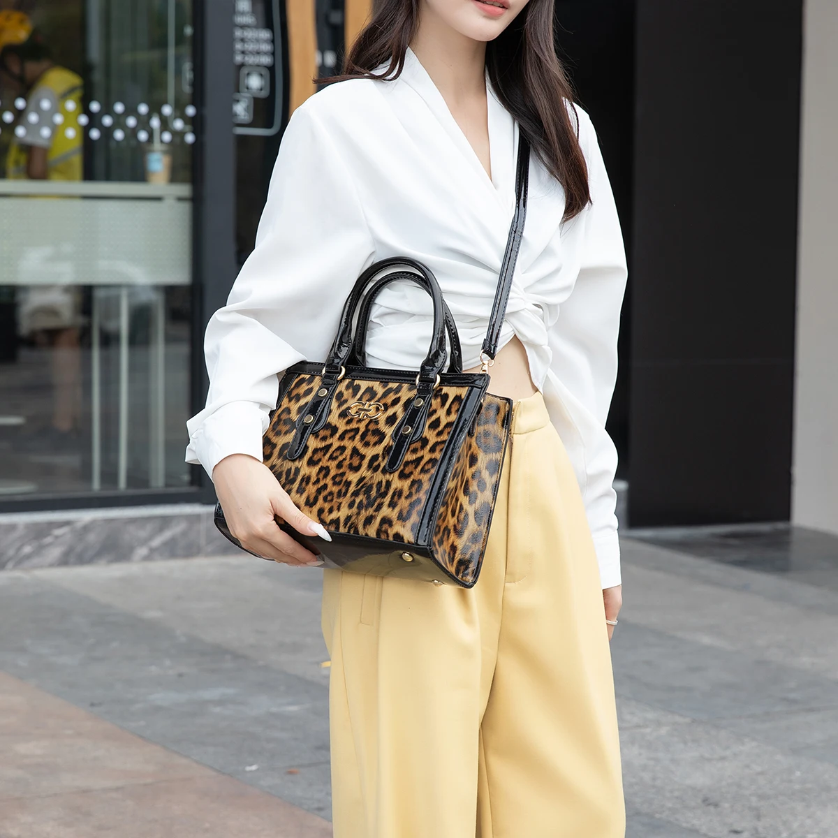 Tas Tangan Motif Macan Tutul M - Women Bags For Office Use ulasan dan harga