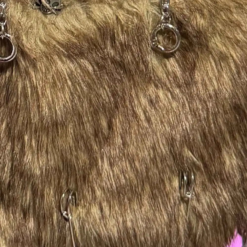 原宿系 カワイイ ティーン Y2K ヴィーガンレザー エモ スタッズ付き リベット エコ ゴス パンク ロック スタッズ付き ゴシック フェイクファー スカート グランジ ハンドメイド