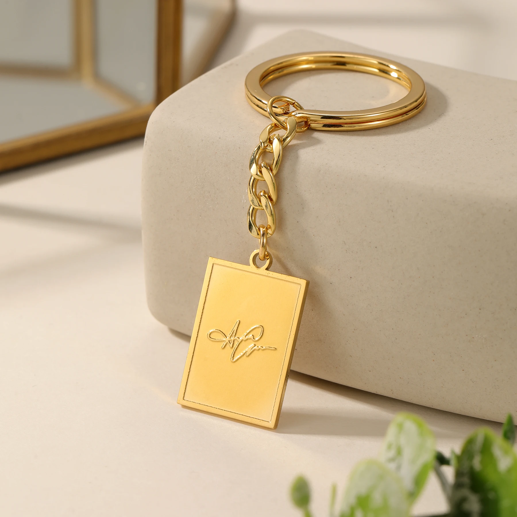 

Custom Signature Keychain Gold Plated Rectangle Plate Art Font Engraving Personalized Key Ring Chain Birthday Christmas Present