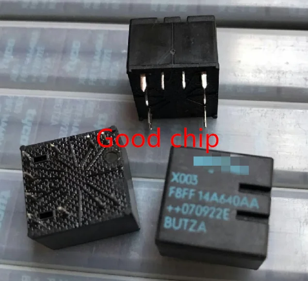 

X003-F8FF14A640AA DIP10 12 В X003 F8FF14A640AA X003