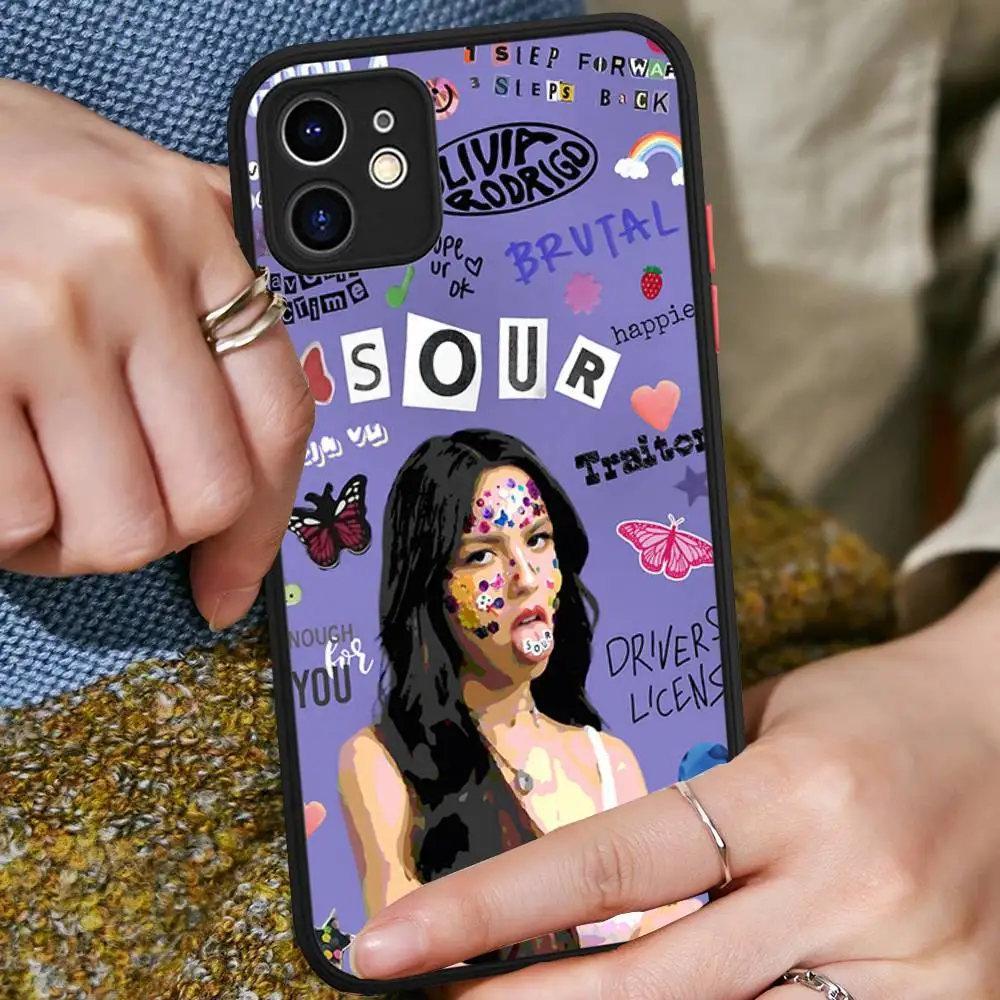 Singer O-Olivia GUTS R-RodrigoS Phone Case For IPhone 16 15 14 13 12 11 Pro Max Plus X XS MAX Black Matte Phone Fundas view 3
